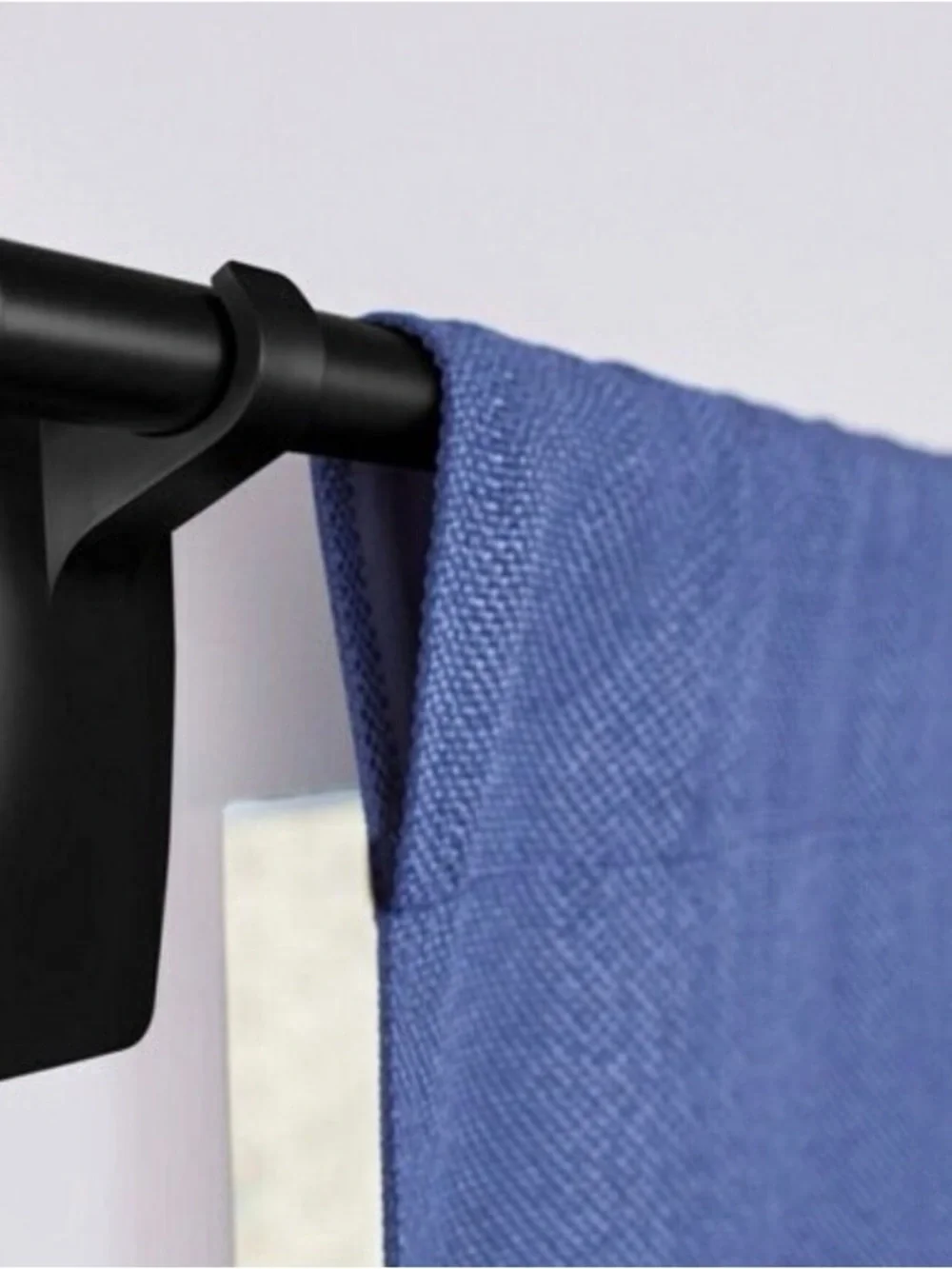 Command Damage-Free Black Curtain Rod Hooks for Tapestries